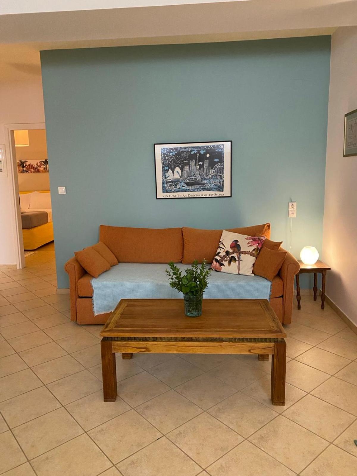 Tria Luxury Residences Stoupa Luaran gambar