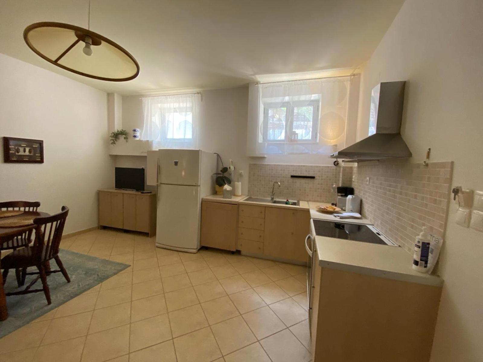 Tria Luxury Residences Stoupa Luaran gambar