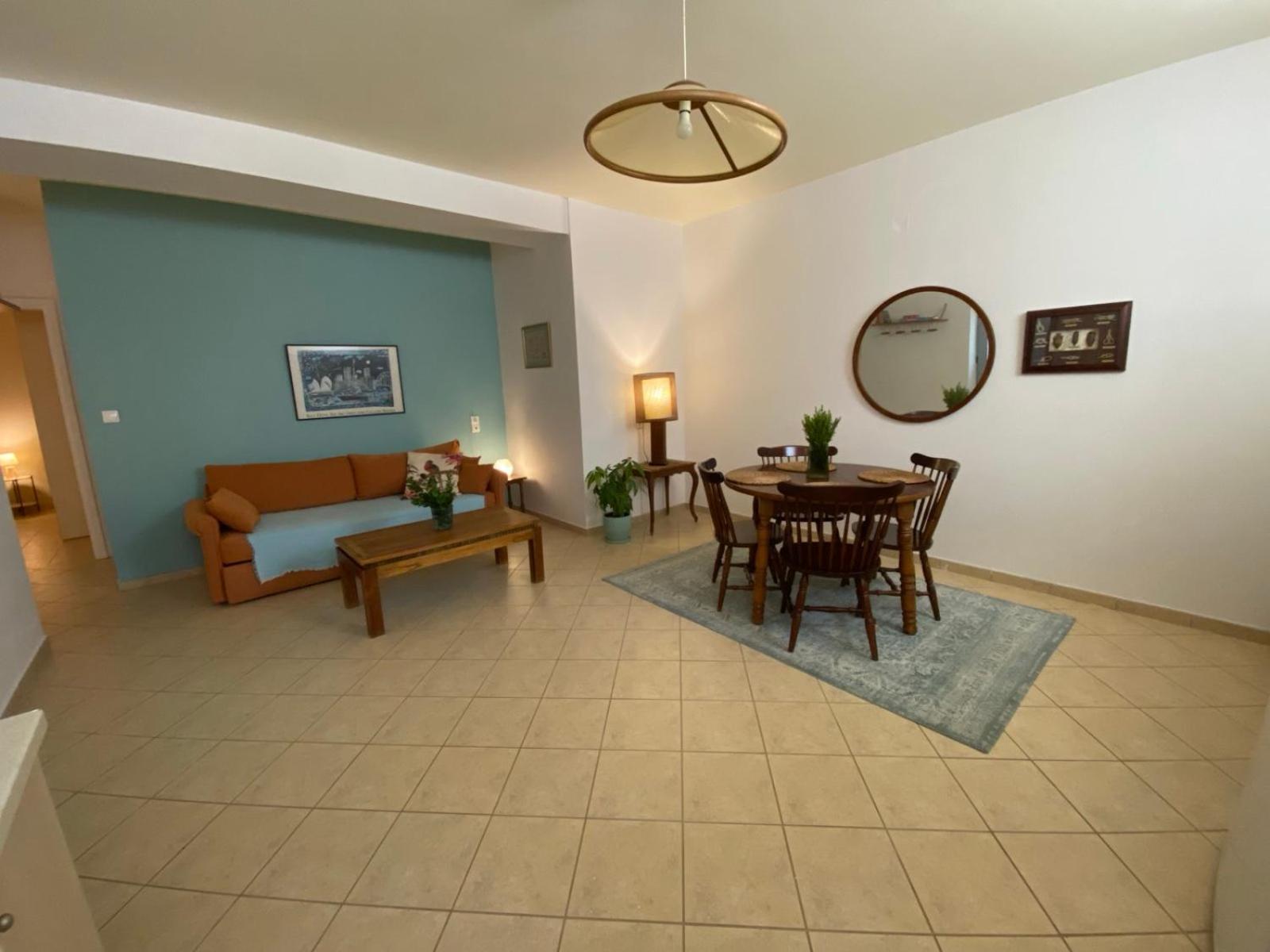 Tria Luxury Residences Stoupa Luaran gambar